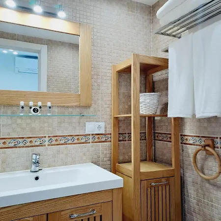 公寓 Noctua Front 002 *